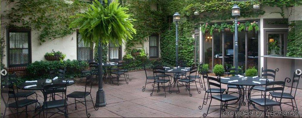 Seven Gables Inn, St Louis West, A Tribute Portfolio Hotel Clayton Étterem fotó