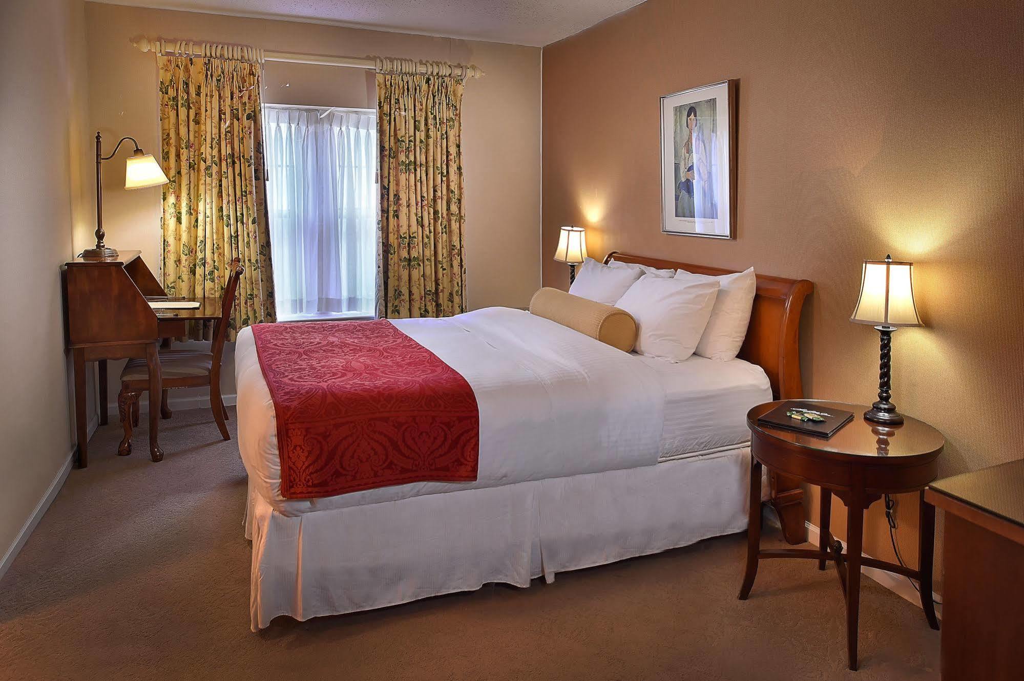 Seven Gables Inn, St Louis West, A Tribute Portfolio Hotel Clayton Kültér fotó